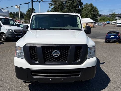 Used 2016 Nissan NV 1500 SV RWD image 2