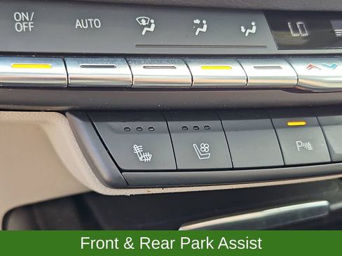 Used 2019 Cadillac XT4 Premium Luxury FWD image 19