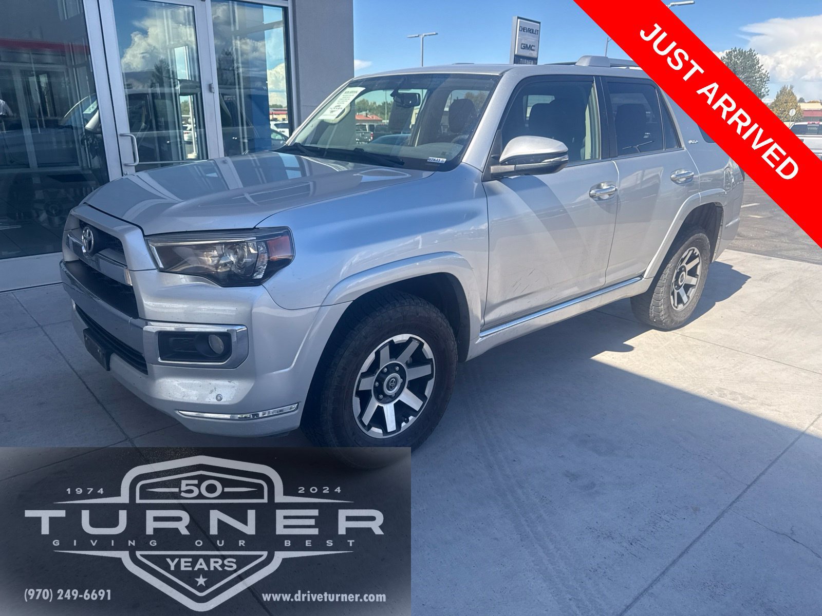 Used 2018 Toyota 4Runner Limited AWD/4WD image 2