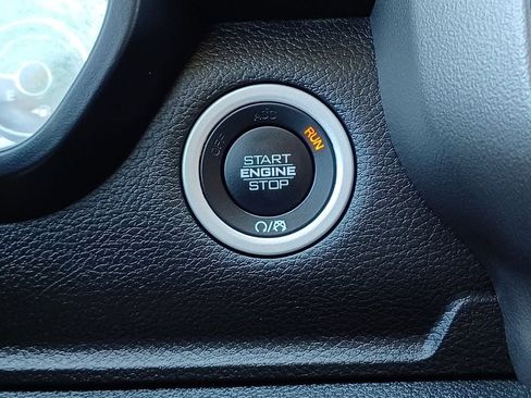 Used 2019 RAM 1500 Big Horn AWD/4WD image 17