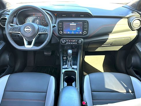 Used 2024 Nissan Kicks SR w/ SR Premium Package image 20