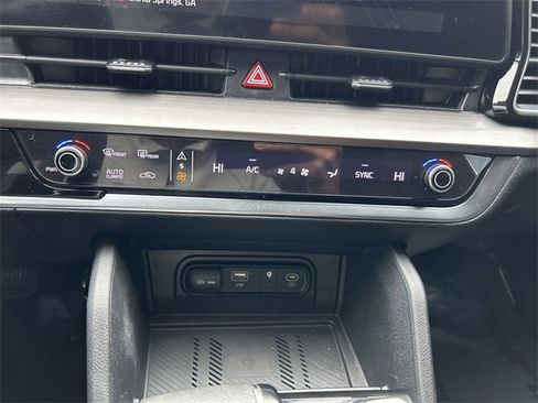 Certified 2023 Kia Sportage EX image 29