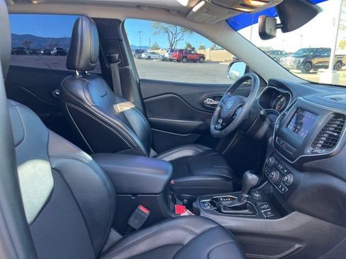 Used 2019 Jeep Cherokee Latitude Plus image 24