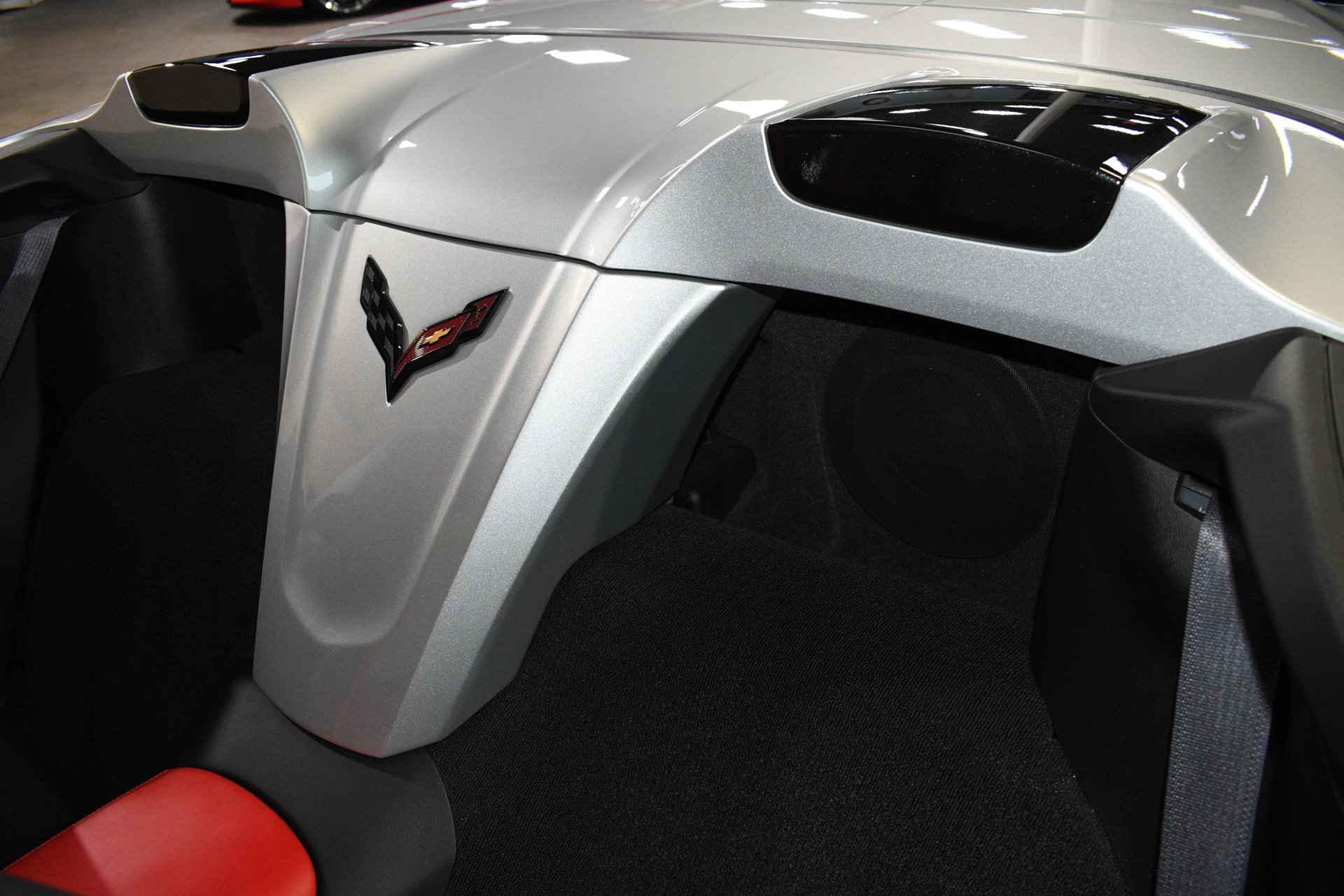Used 2015 Chevrolet Corvette Z06 w/ 3LZ Preferred Equipment Group RWD image 17