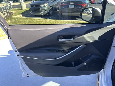 Certified 2023 Toyota Corolla SE image 14