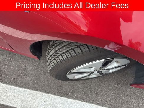Used 2018 Toyota Prius Three FWD image 13