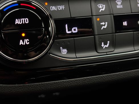 New 2026 Buick Envista Sport Touring w/ Convenience I Package FWD image 5