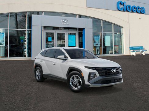 New 2026 Hyundai Tucson SE image 2