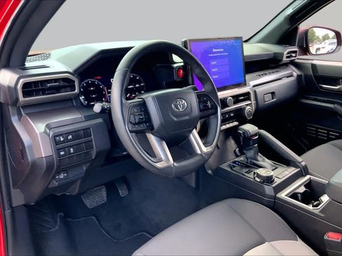 Used 2024 Toyota Tacoma TRD Off-Road AWD/4WD image 17