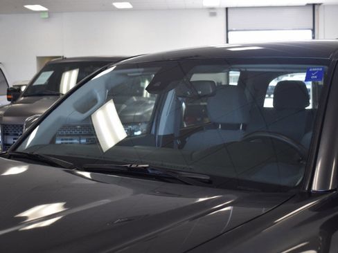 Used 2020 Toyota Tacoma SR5 image 5