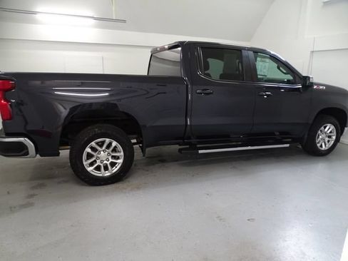 Certified 2022 Chevrolet Silverado 1500 LT w/ Z71 Off-Road Package AWD/4WD image 24