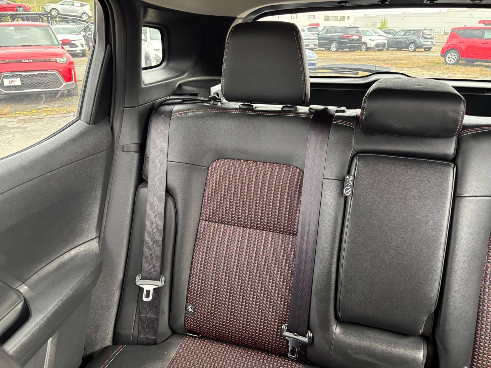Used 2026 Nissan Kicks SR AWD/4WD image 35