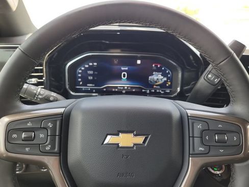 Used 2024 Chevrolet Silverado 2500 High Country w/ High Country Premium Package AWD/4WD image 22