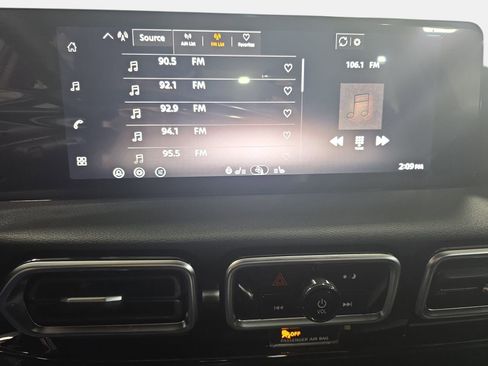 New 2026 Nissan Sentra SV w/ SV Convenience Package FWD image 21