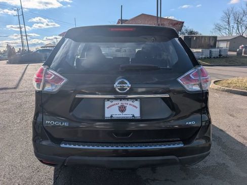 Used 2016 Nissan Rogue S image 5