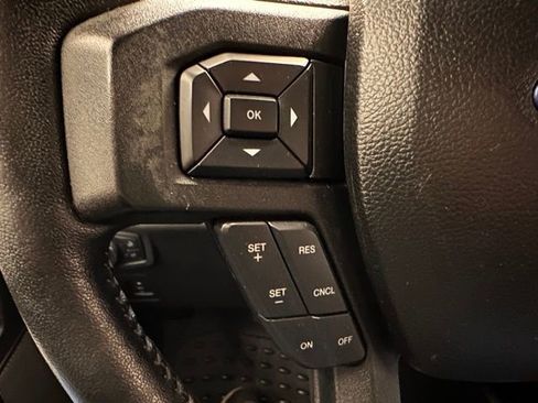 Used 2018 Ford F150 XLT w/ Equipment Group 302A Luxury image 11