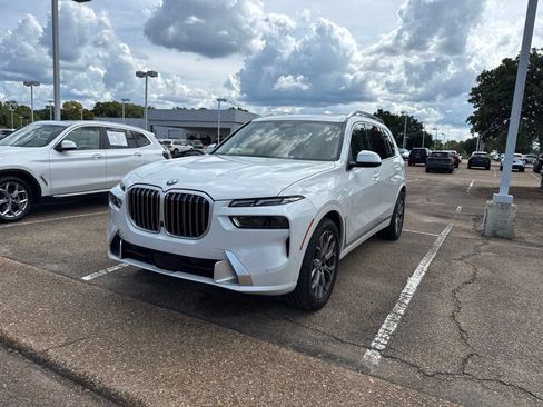 Certified 2024 BMW X7 xDrive40i w/ Executive Package AWD/4WD image 1