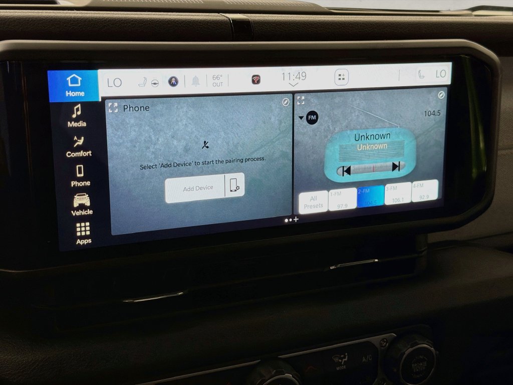 Used 2025 Jeep Wrangler Sport AWD/4WD image 30