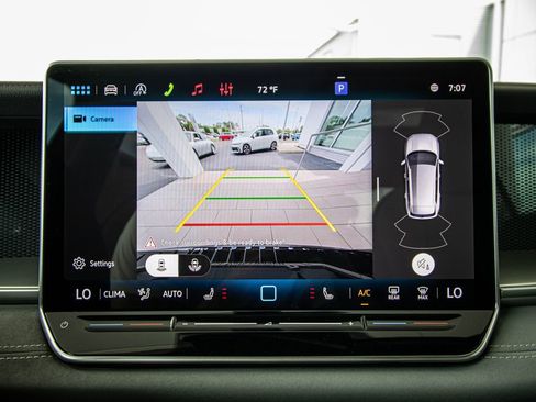 New 2026 Volkswagen Tiguan SE R-Line FWD image 46