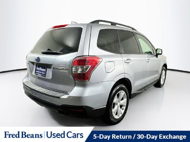 Used 2016 Subaru Forester 2.5i Premium w/ All-Weather Package AWD/4WD image 10