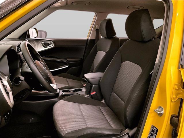 Used 2020 Kia Soul LX FWD image 25