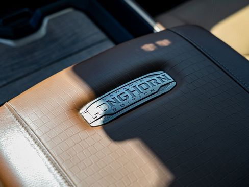 Used 2020 RAM 1500 Longhorn image 22