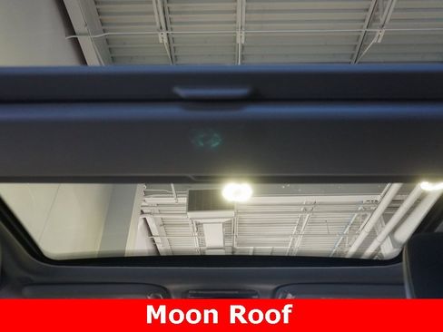 New 2026 Toyota Prius XLE image 9