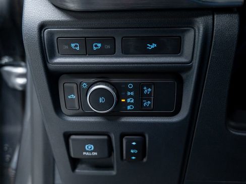 Used 2022 Ford F150 Lariat AWD/4WD image 45