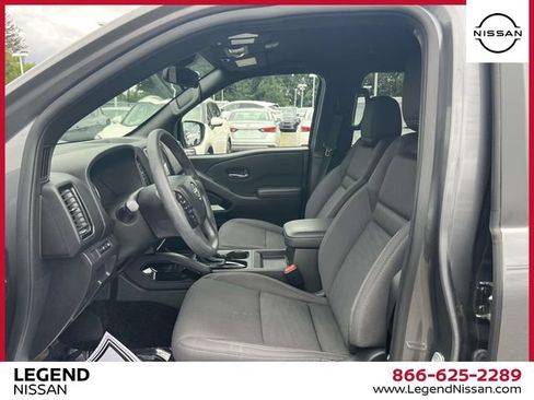 Used 2023 Nissan Frontier SV w/ Midnight Edition Package AWD/4WD image 12