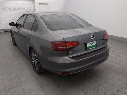 Used 2018 Volkswagen Jetta Wolfsburg Edition FWD image 5