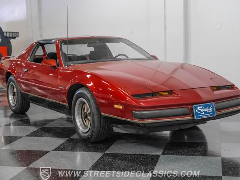 Used 1987 Pontiac Firebird Coupe image 15
