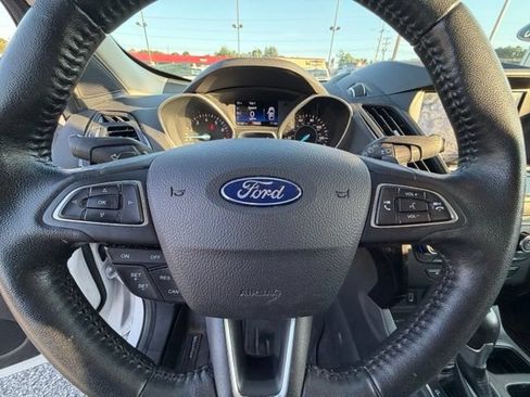 Used 2017 Ford Escape Titanium AWD/4WD image 11