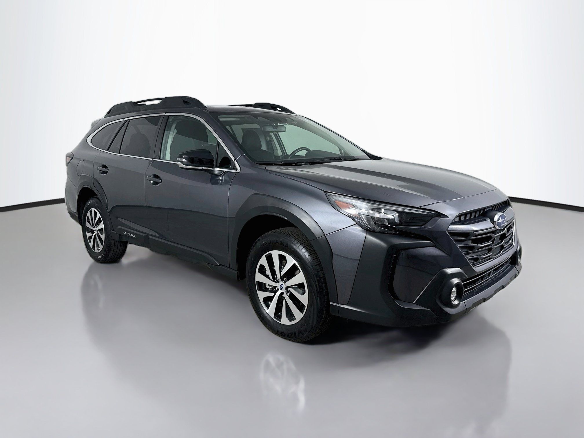 Used 2025 Subaru Outback Premium AWD/4WD image 1