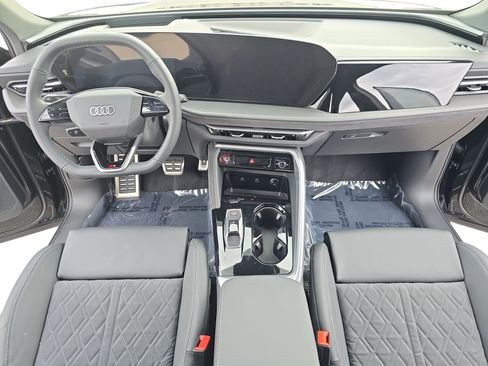 New 2025 Audi SQ5 Premium Plus image 9