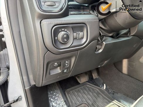 Used 2025 RAM 1500 Limited AWD/4WD image 71