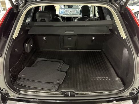 Certified 2023 Volvo XC60 B6 Ultimate w/ Protection Package Premier AWD/4WD image 25