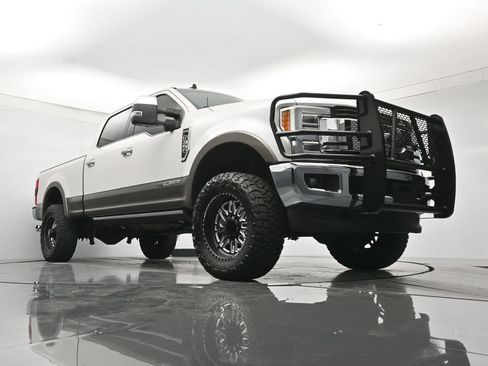 Used 2019 Ford F350 King Ranch w/ King Ranch Ultimate Package AWD/4WD image 40