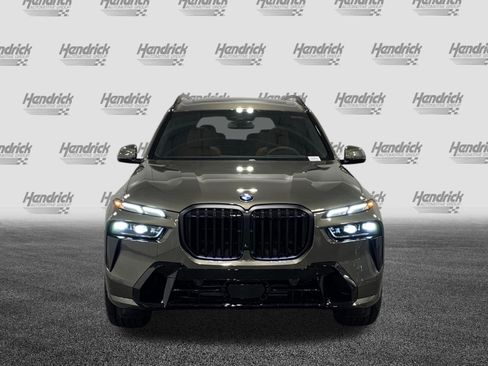 Used 2026 BMW X7 xDrive40i AWD/4WD image 2