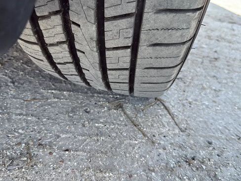 Used 2019 Jeep Grand Cherokee Overland image 17