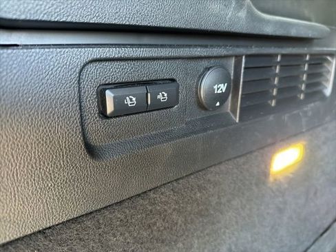 Used 2016 Lincoln MKX Premiere FWD image 16