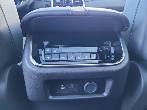 New 2026 Nissan Armada Platinum image 23