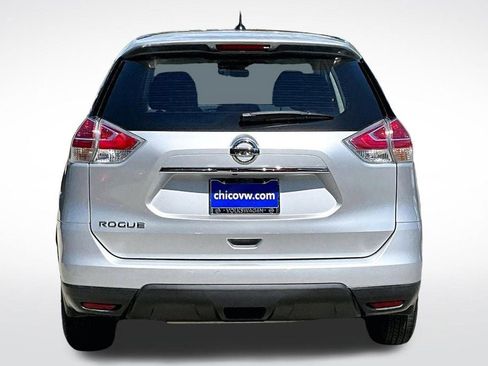 Used 2015 Nissan Rogue S FWD image 3