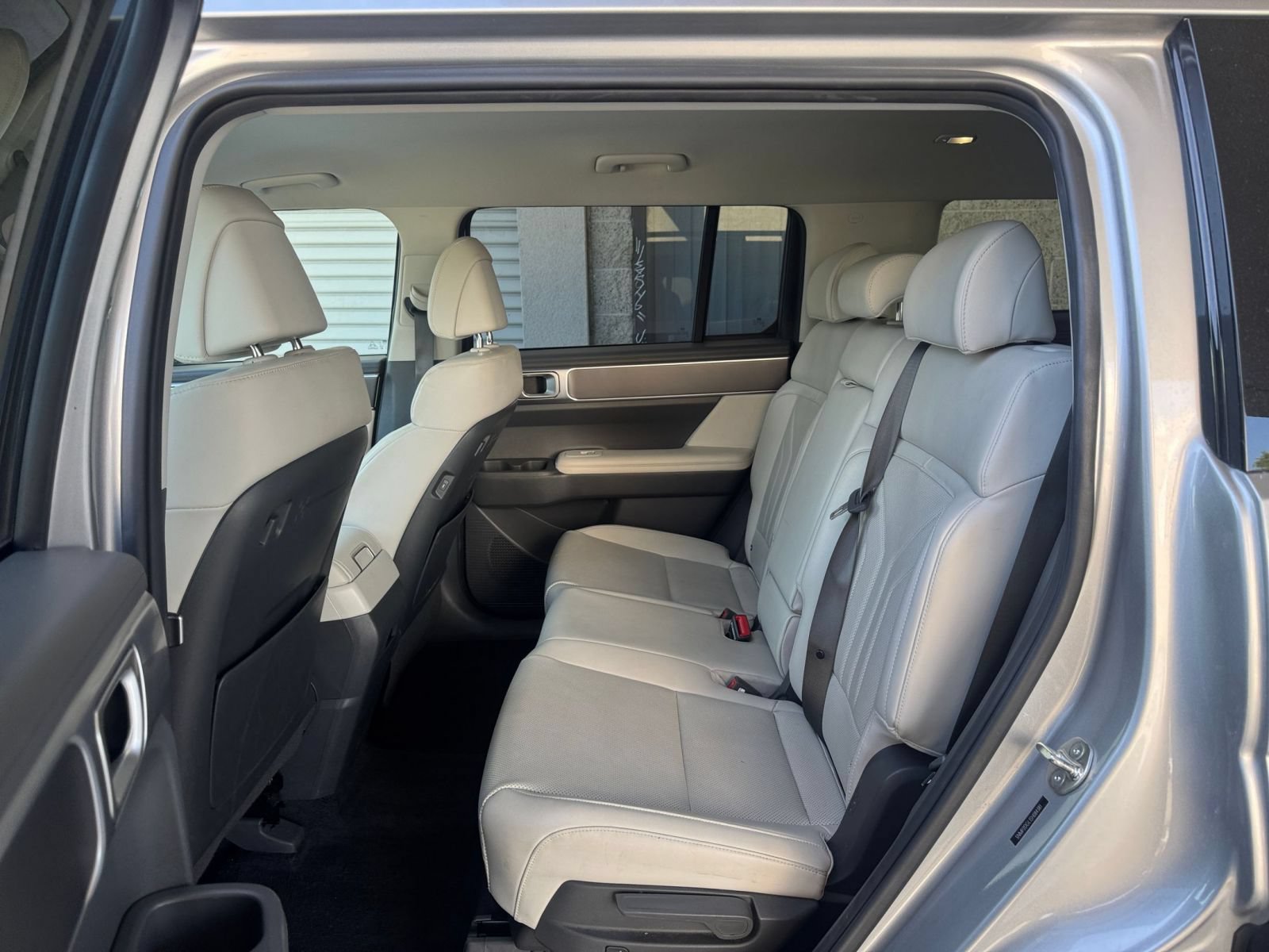 Used 2025 Hyundai Santa Fe SEL AWD/4WD image 27