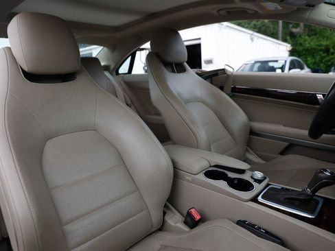 Used 2010 Mercedes-Benz E 350 Coupe image 18