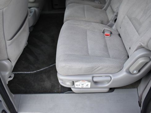 Used 2014 Honda Odyssey EX image 26
