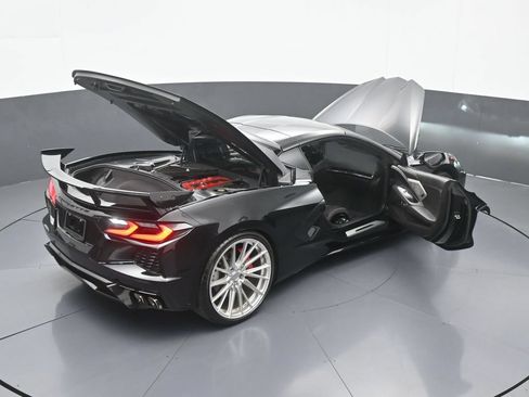 Used 2020 Chevrolet Corvette Stingray Premium Cpe w/ 3LT Preferred Equipment Group RWD image 69