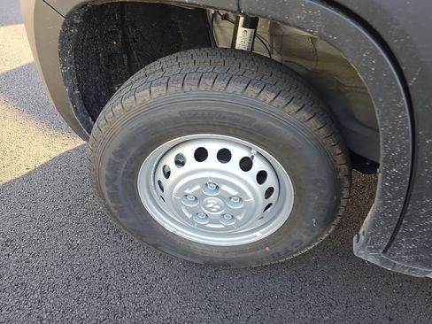 New 2026 RAM ProMaster 2500 w/ Safety Group image 36