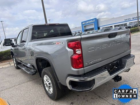 Used 2025 Chevrolet Silverado 2500 LT w/ Convenience Package AWD/4WD image 2