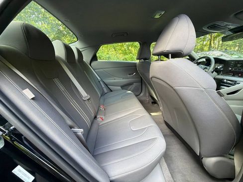 Certified 2026 Hyundai Elantra Sport FWD image 11
