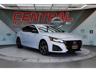 Certified 2023 Nissan Altima 2.5 SR